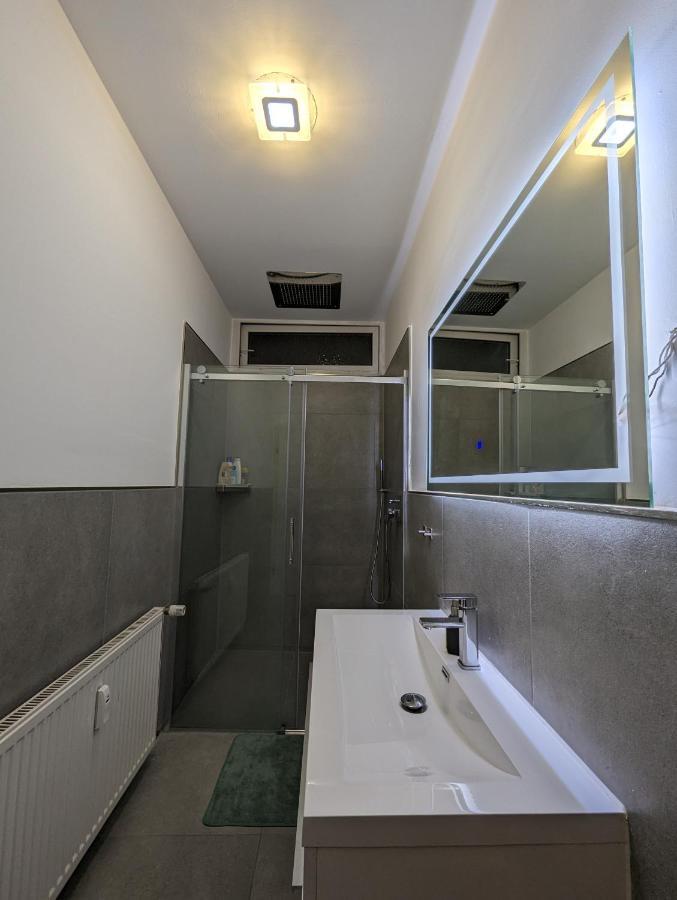 Gemuetliche Zimmer Im Herzen Der Stadt Em-Apartments Deutschland 比勒费尔德 外观 照片